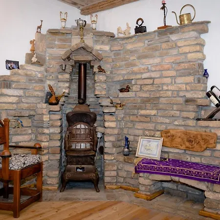 Dorf Ethno House